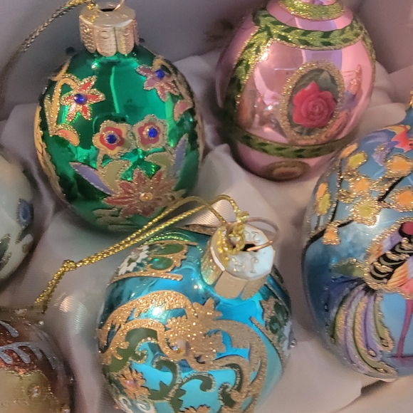 Joan Rivers 12 Russian Faberge Inspired Egg Ornaments - Picture 5 of 7